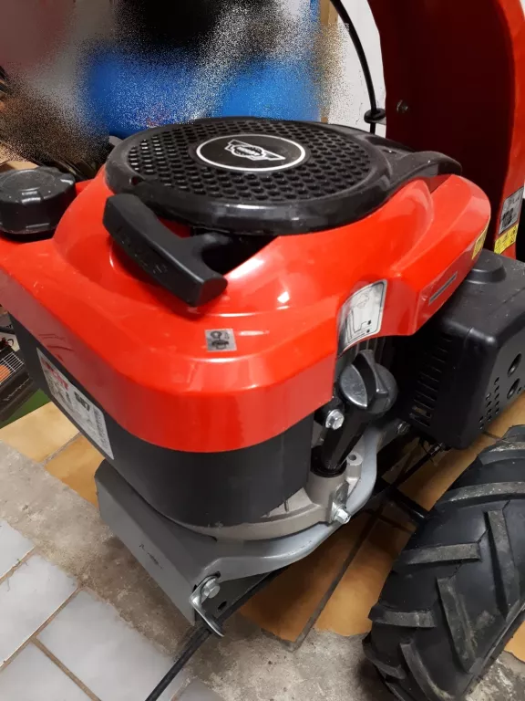 kosiarka-listwowa-hecht-587-szerokosc-koszenia-89