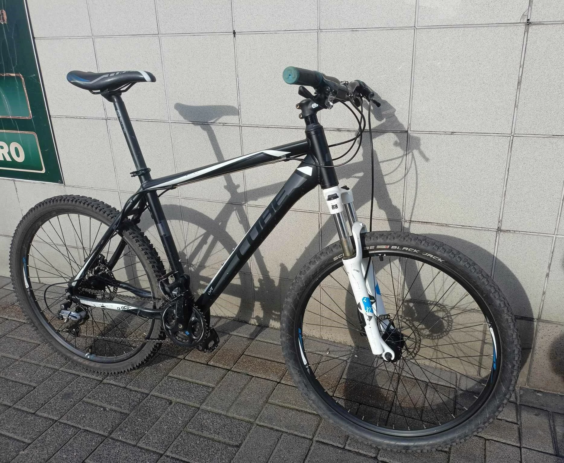 rower-gorski-cube-aim-cmpt-24-kolor-czarny