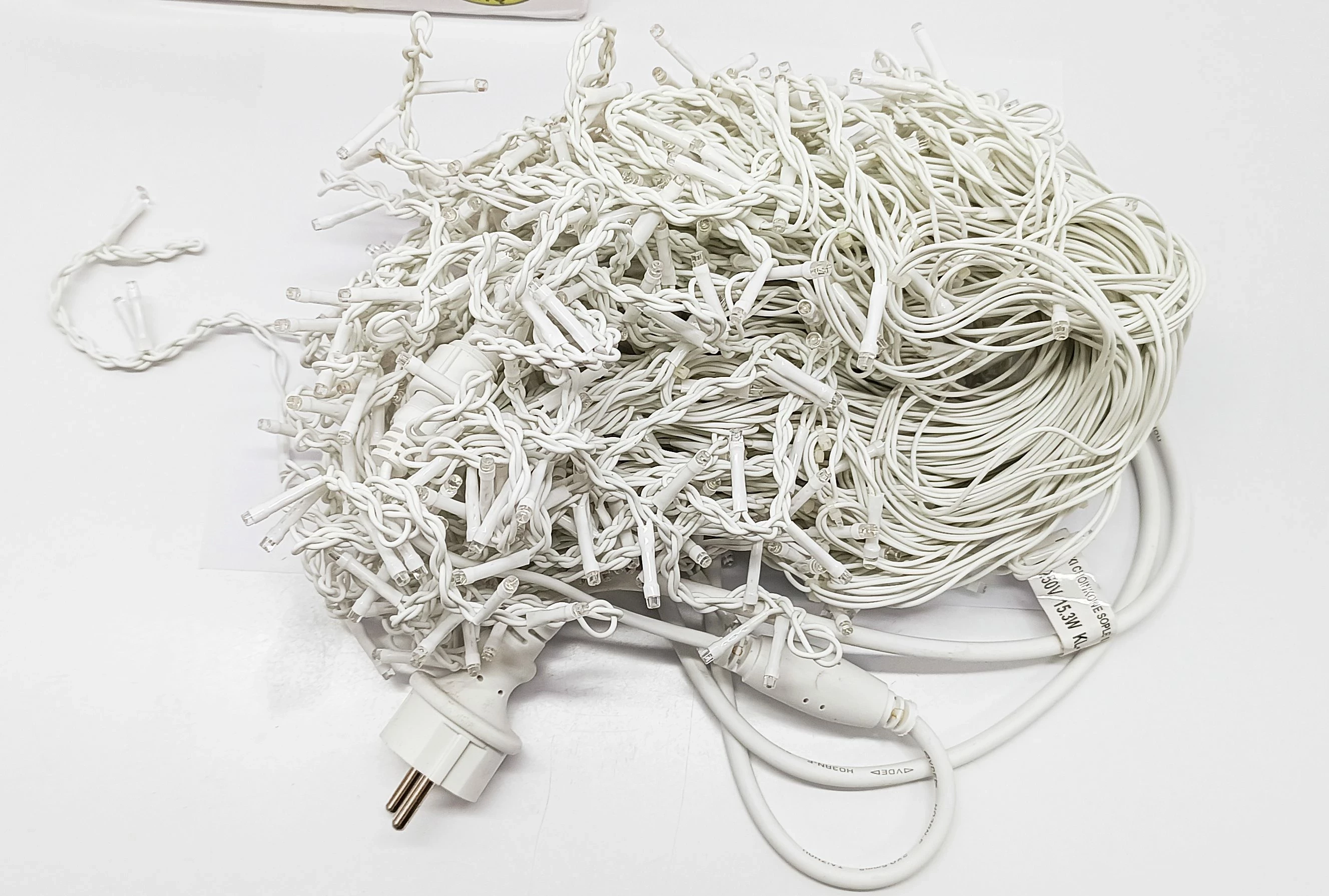 lampki-choinkowe-led-zewnetrzne-500-biale-stan-uzywany