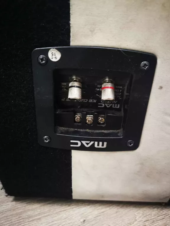 SUBWOOFER SAMOCHODOWY MAC AUDIO ICE CUBE 108 P