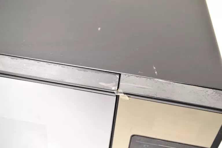 KUCHENKA MIKROFALOWA SAMSUNG ME83X OPIS