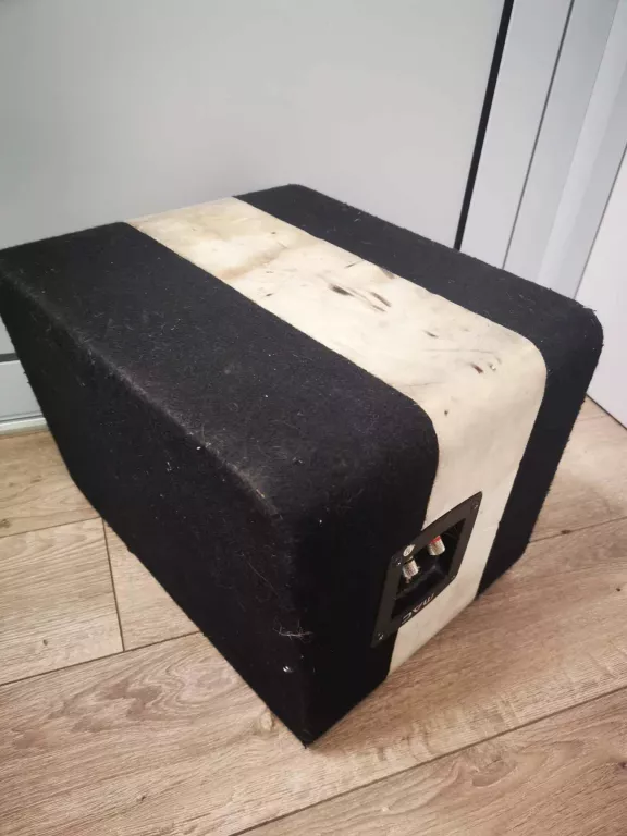 SUBWOOFER SAMOCHODOWY MAC AUDIO ICE CUBE 108 P