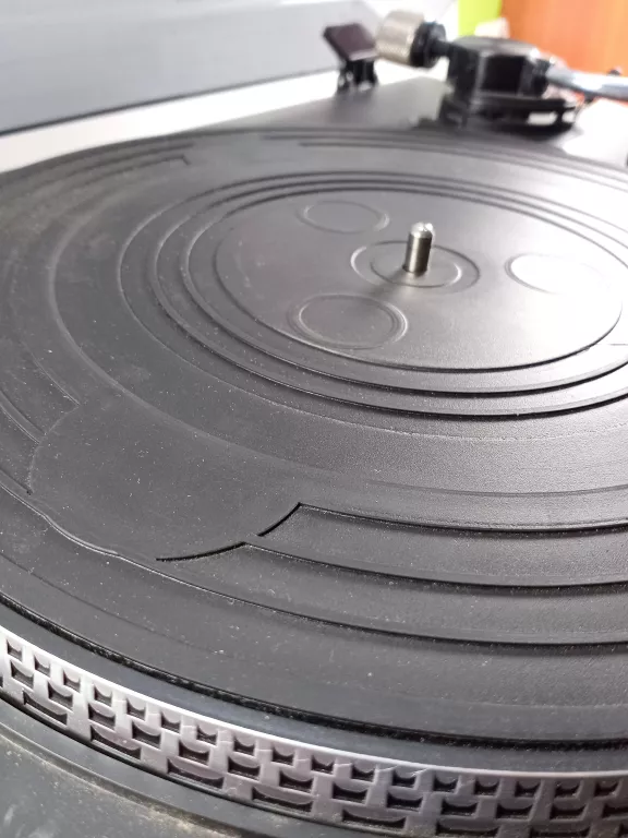 GRAMOFON AEG MC 4420