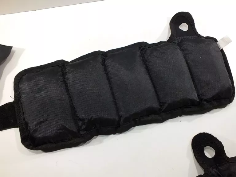 OBCIAZNIKI NA RECE 1,5KG