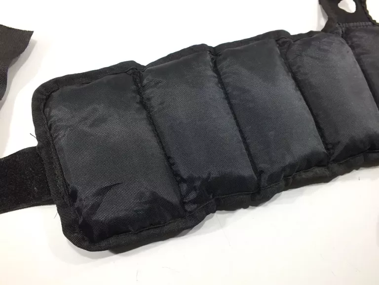 OBCIAZNIKI NA RECE 1,5KG