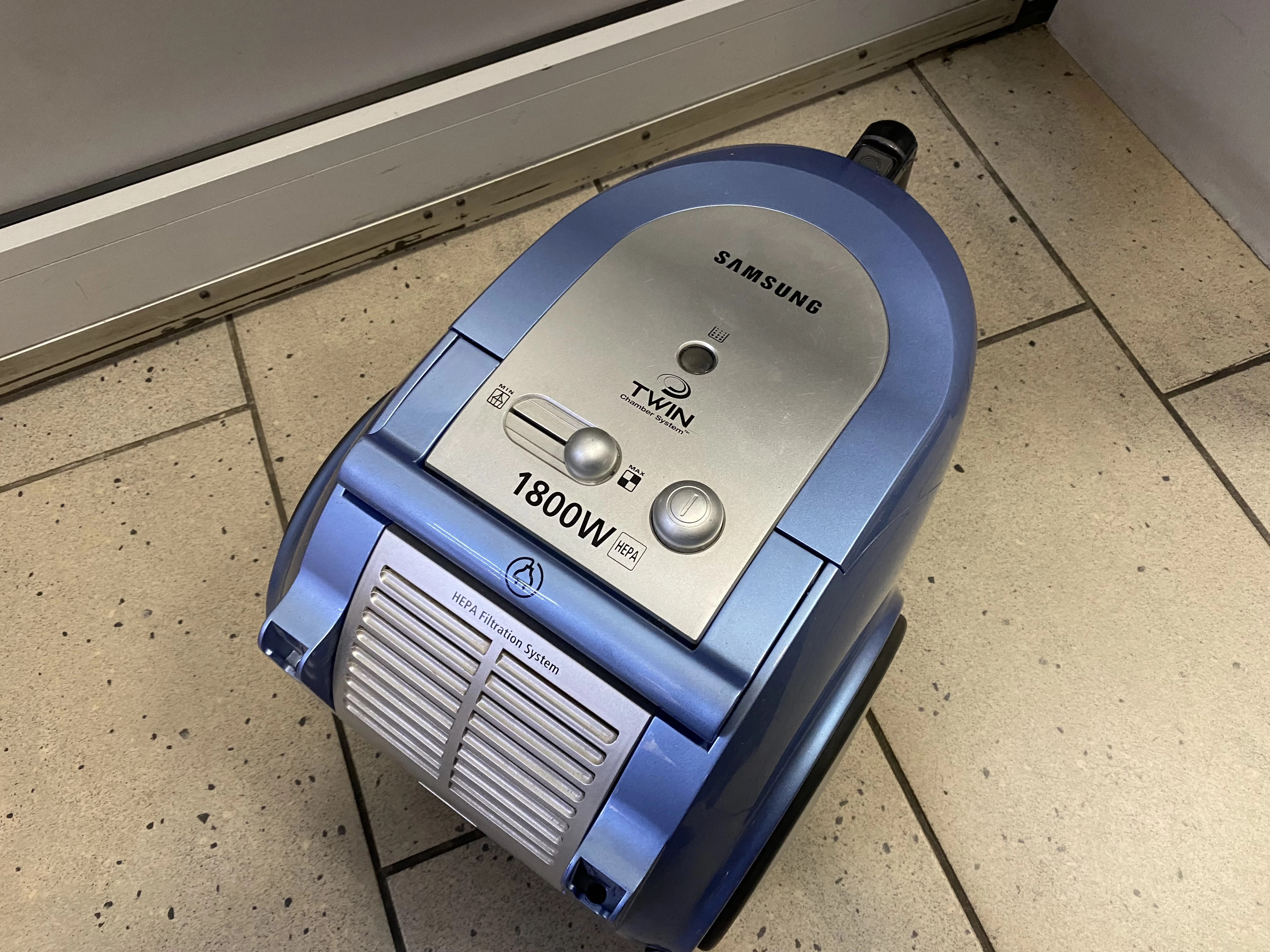 odkurzacz-bezworkowy-samsung-sc6561-1800w-wolnosci-239-zabrze-sj