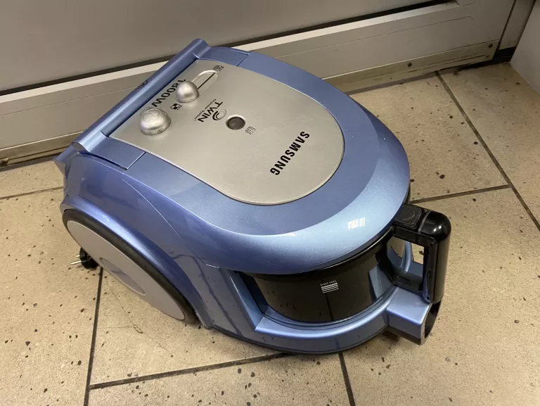 odkurzacz-bezworkowy-samsung-sc6561-1800w-moc-1800