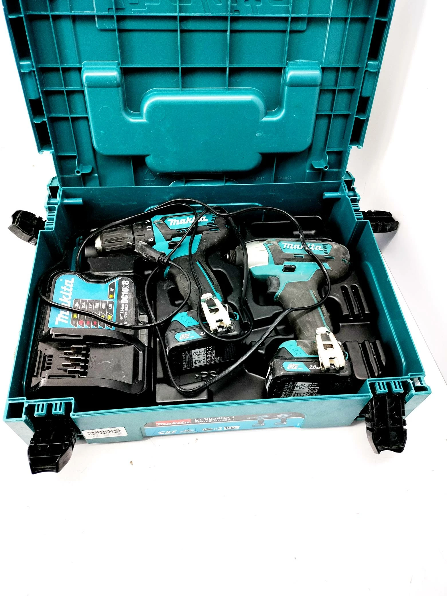 zestaw-narzedzi-makita-clx224saj-stan-uzywany