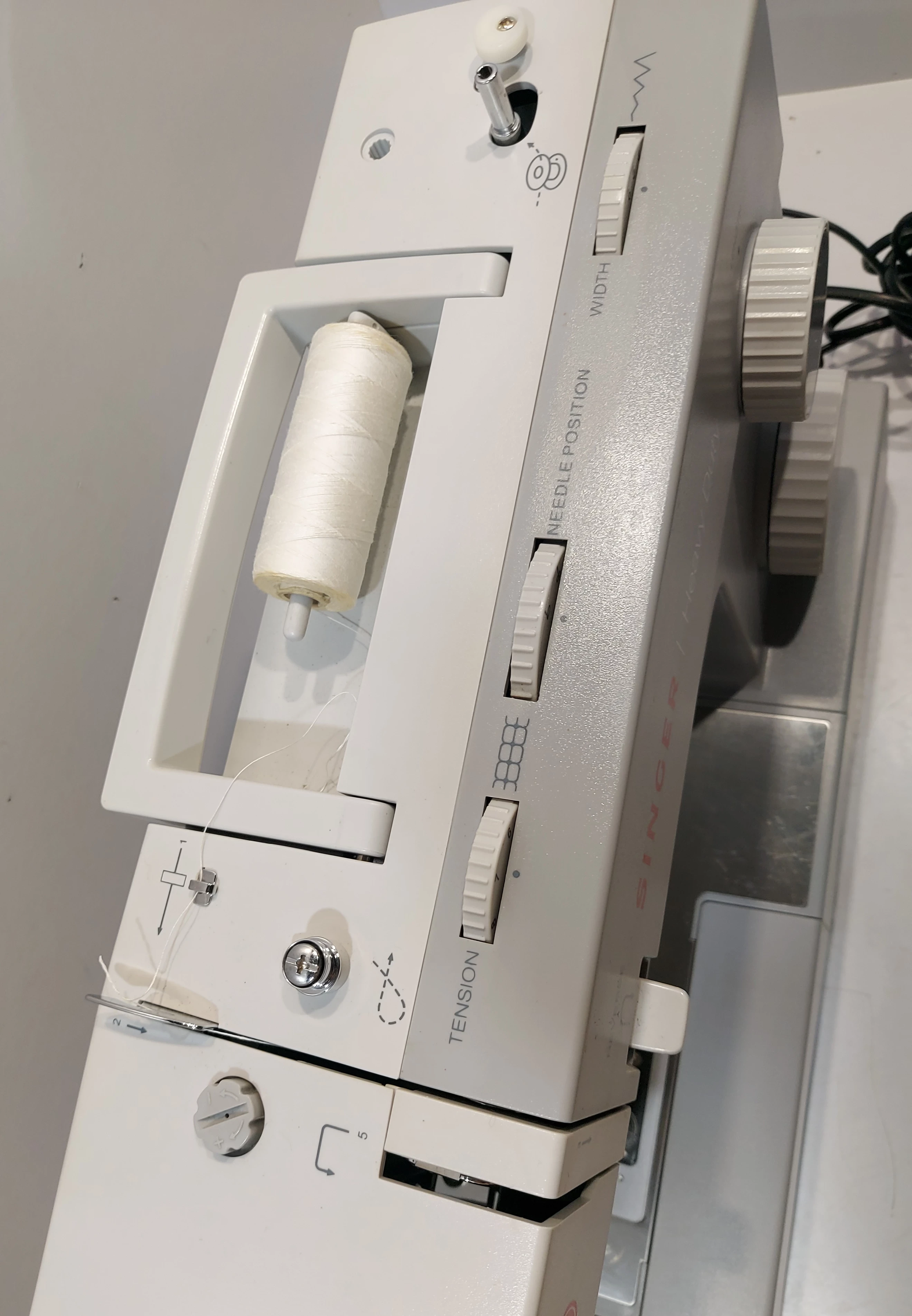 maszyna-do-szycia-singer-heavy-duty-4411-ean-gtin-85751606