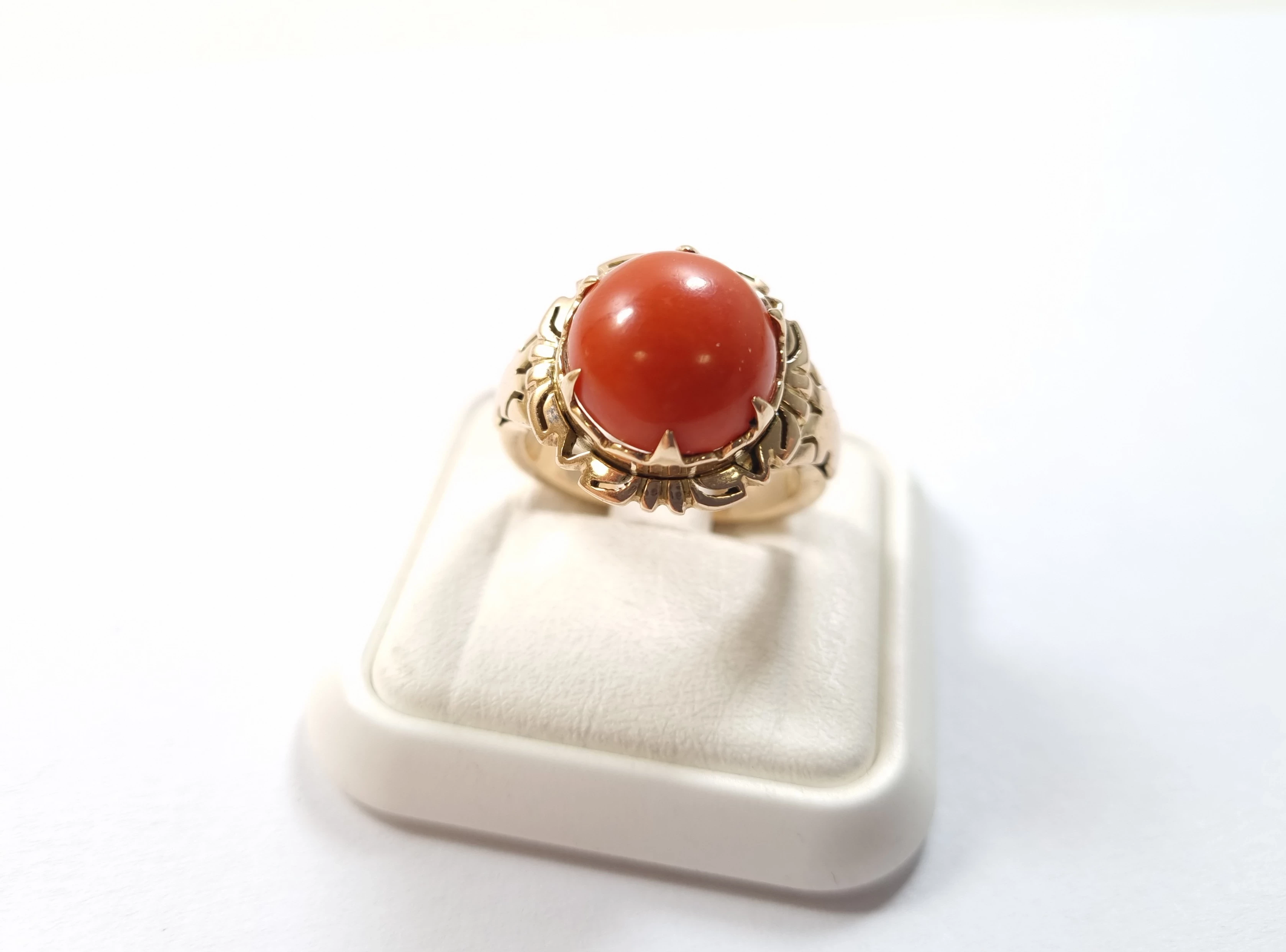 zloty-pierscionek-z-koralem-585-w867-r16-material-zloto-rozowe