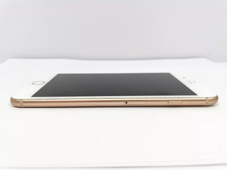 telefon-apple-iphone-8-plus-64-gb-mega-okazja-przekatna-ekranu-550