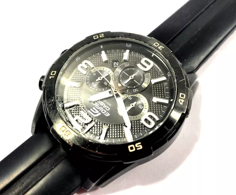 ZEGAREK MĘSKI CASIO EFR-538L-1AV