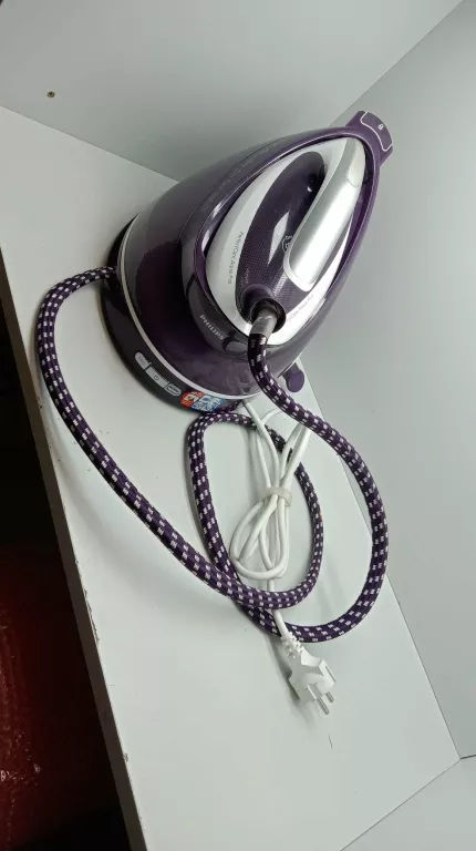 ŻELAZKO PAROWE Z GENERATOREM PARY PHILIPS PERFECTCARE AQUA PRO