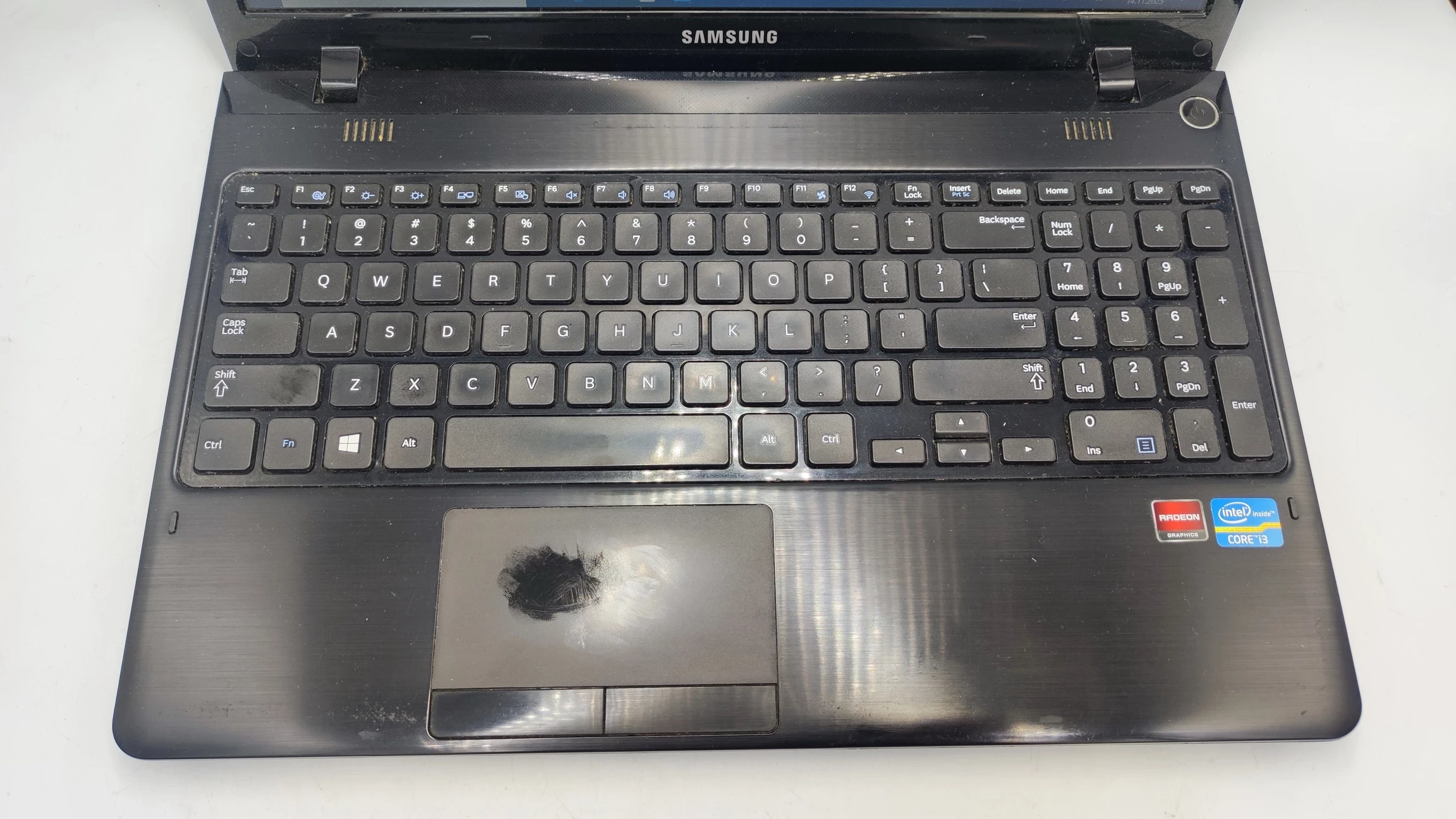 laptop-samsung-350-e-przekatna-ekranu-156