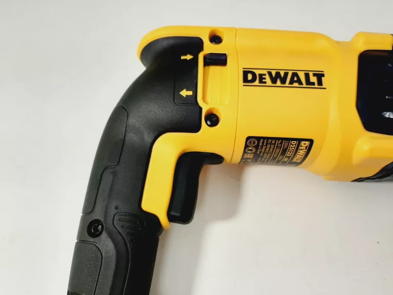 MŁOTOWIERTARKA DEWALT D25133K-QS SDS+ 800W 2.6J