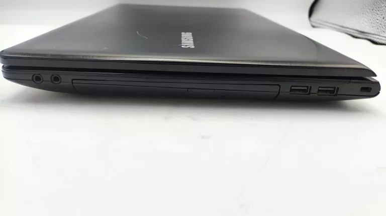 laptop-samsung-350-e-seria-procesora-intel-core-i3