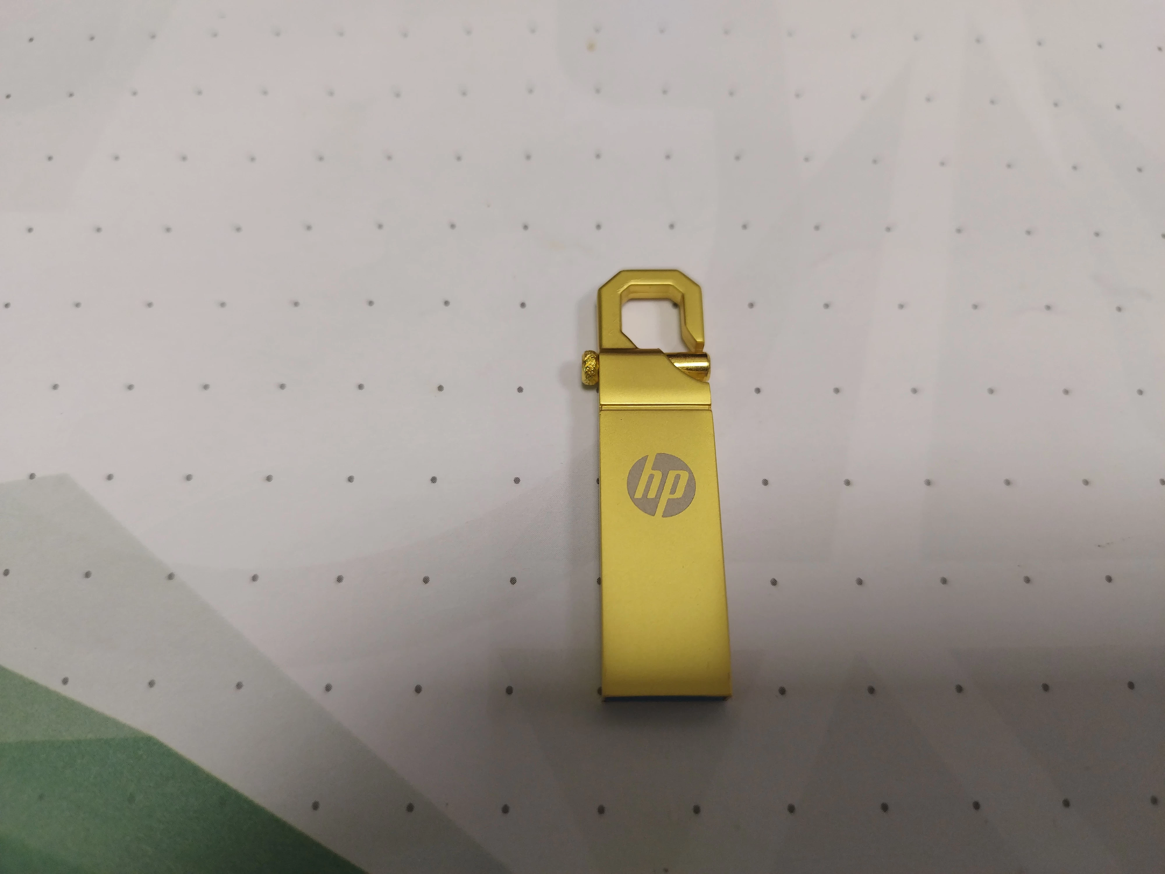 pendrive-hp-v250w-zloty-2tb-stan-uzywany