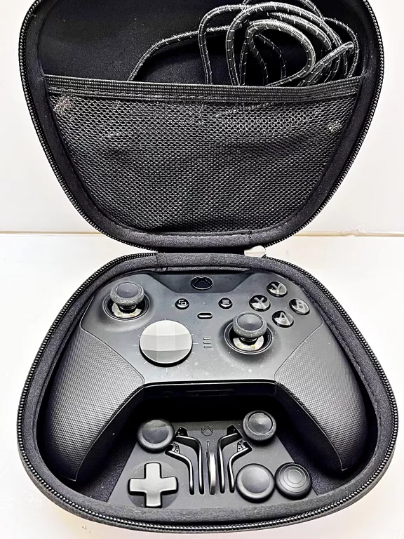 pad-xbox-elite-series-2-komplet-stan-uzywany