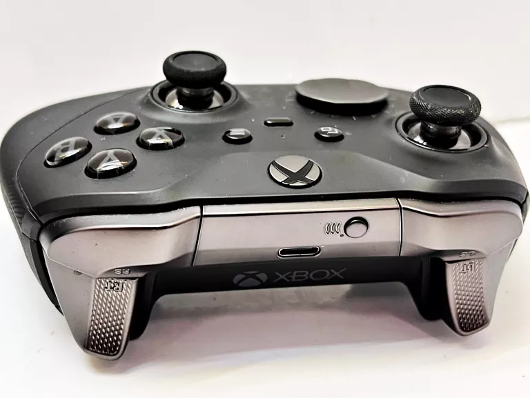 pad-xbox-elite-series-2-komplet-kod-producenta-1797-fst-00003