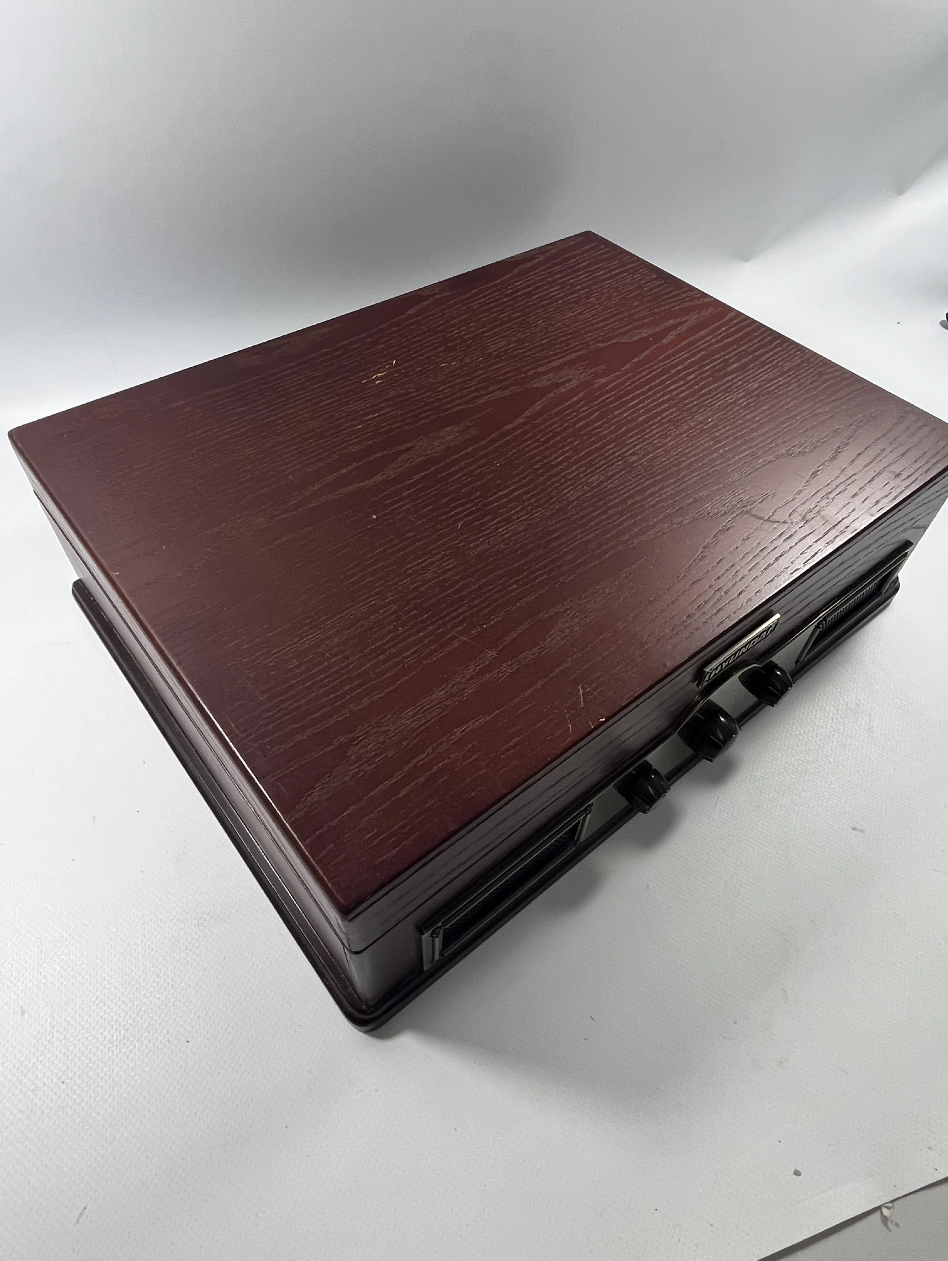 gramofon-hyundai-rt-910-retro-typ-wkladki-brak-informacji