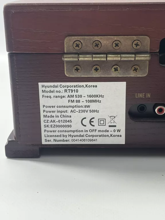 gramofon-hyundai-rt-910-retro-predkosc-obrotowa-obrmin-33-13