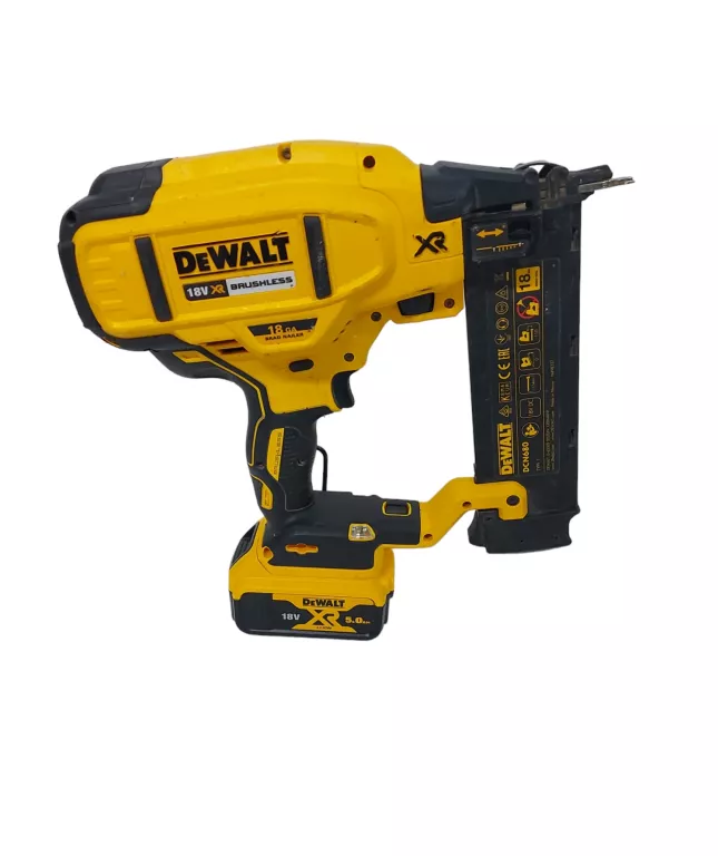 GWOŹDZIARKA DEWALT DCN 680 AKU LAD WALIZKA