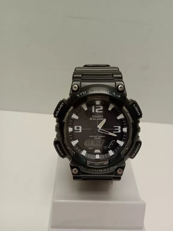 ZEGAREK CASIO AQ-S810W
