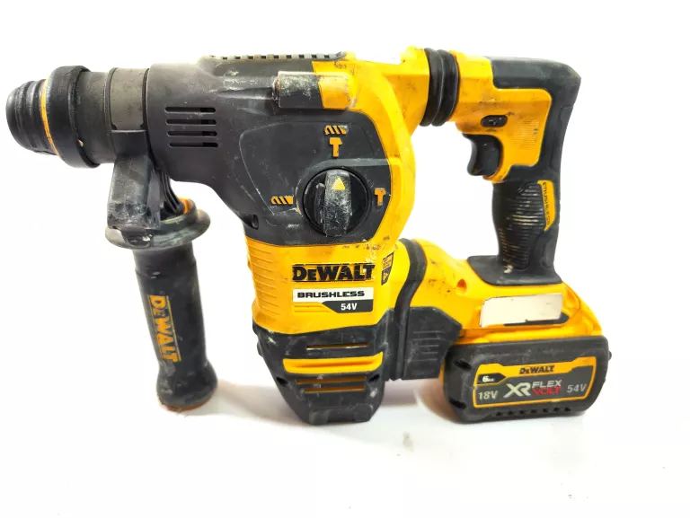 MLOTOWIERTARKA DEWALT DCH333 SDS PLUS