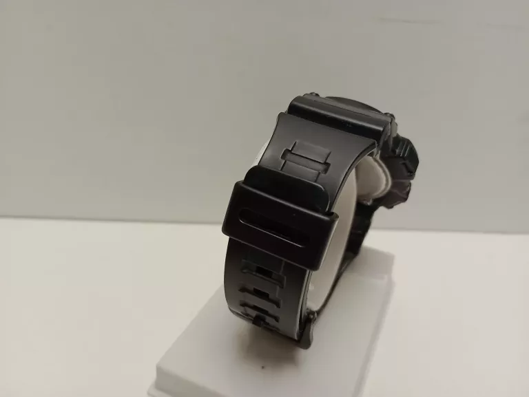 ZEGAREK CASIO AQ-S810W