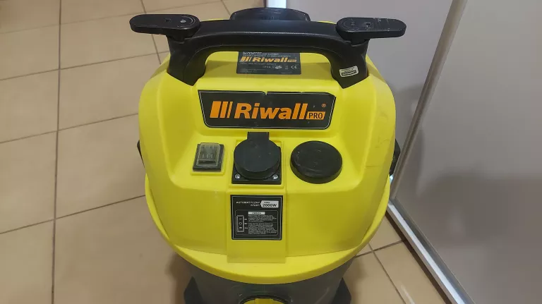 ODKURZACZ RIWALL ZYGA 3000