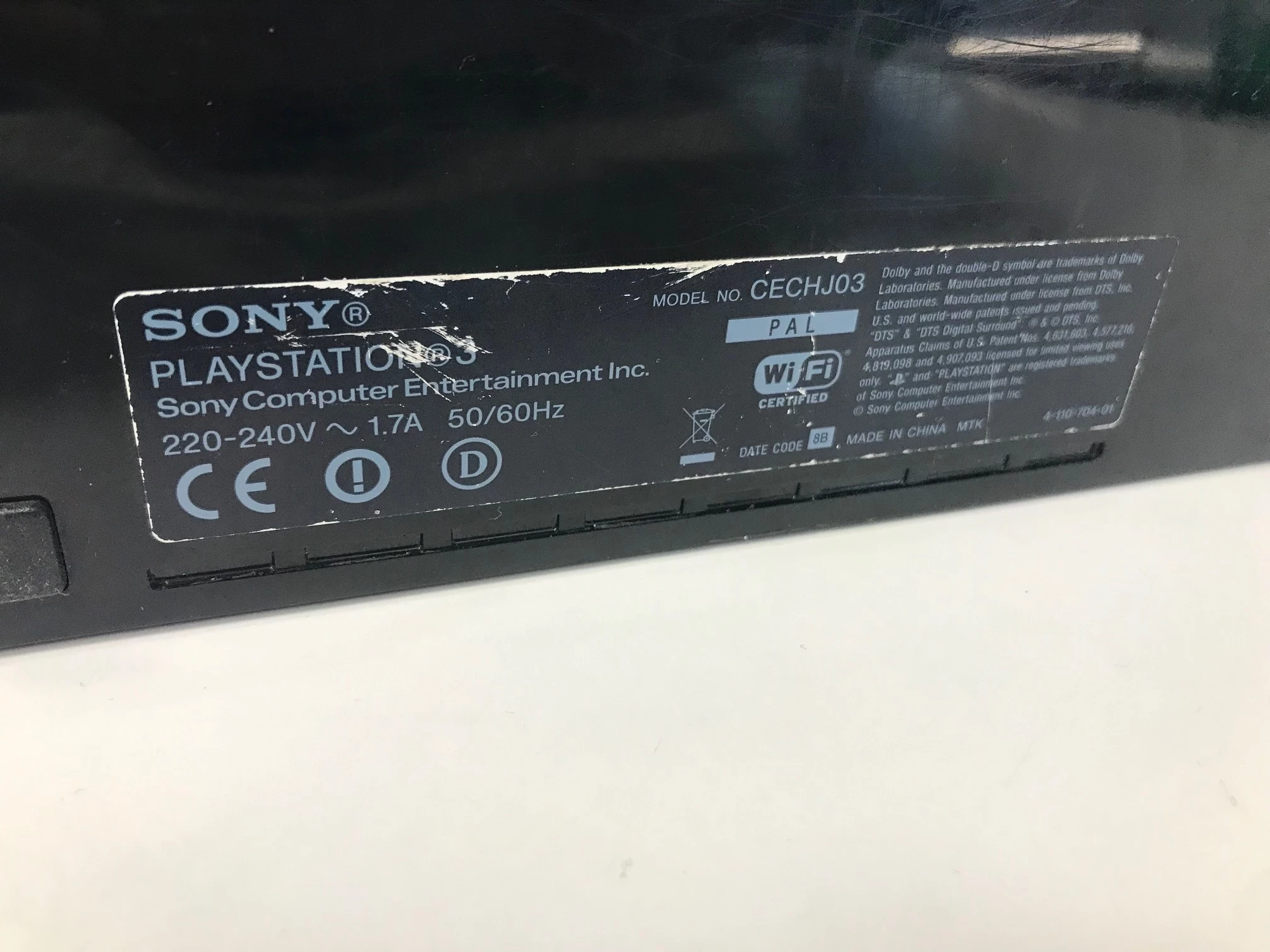 konsola-sony-cechj03-wersja-konsoli-classic