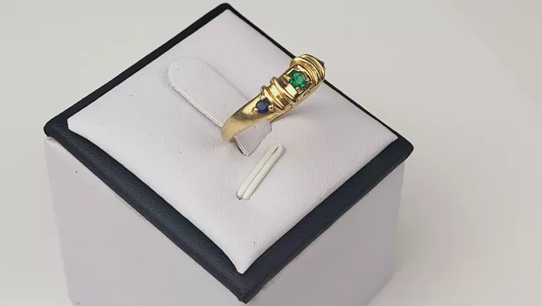 zloty-pierscionek-szmaragd-rubin-szafir-certyfikat-sliczny-material-zloto