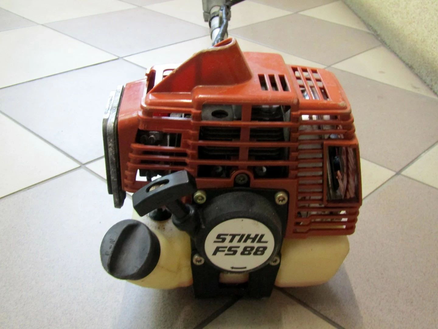 kosa-spalinowa-stihl-fs-88-brak-obudowy-filtra-waga-narzedzia-89