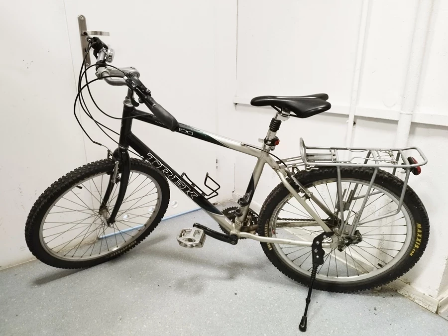 rower-trek-navigator-100-kola-26-material-ramy-179-4