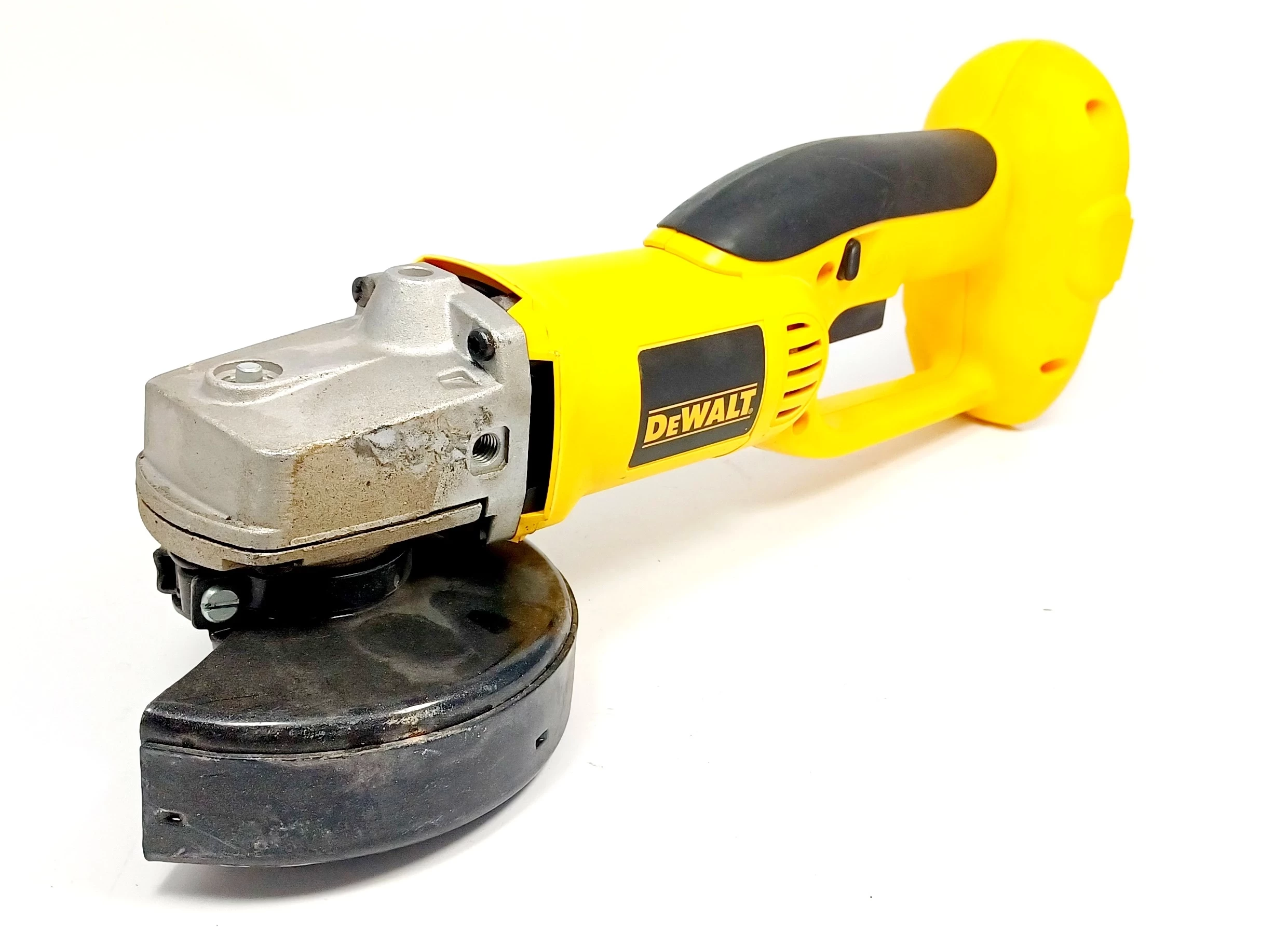 szlifierka-akumulatorowa-katowa-dewalt-dc410-350w-stan-uszkodzony