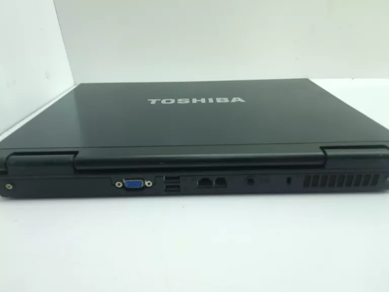 LAPTOP TOSHIBA SATELLITE L40-17Q