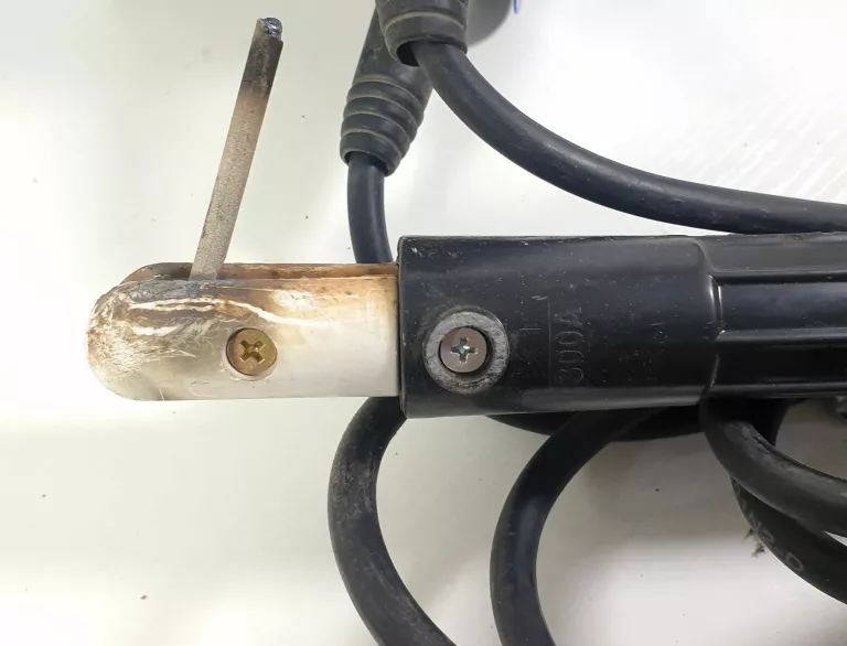 ciekawa-spawarka-inwentorowa-dedra-desi191bt-stan-uzywany