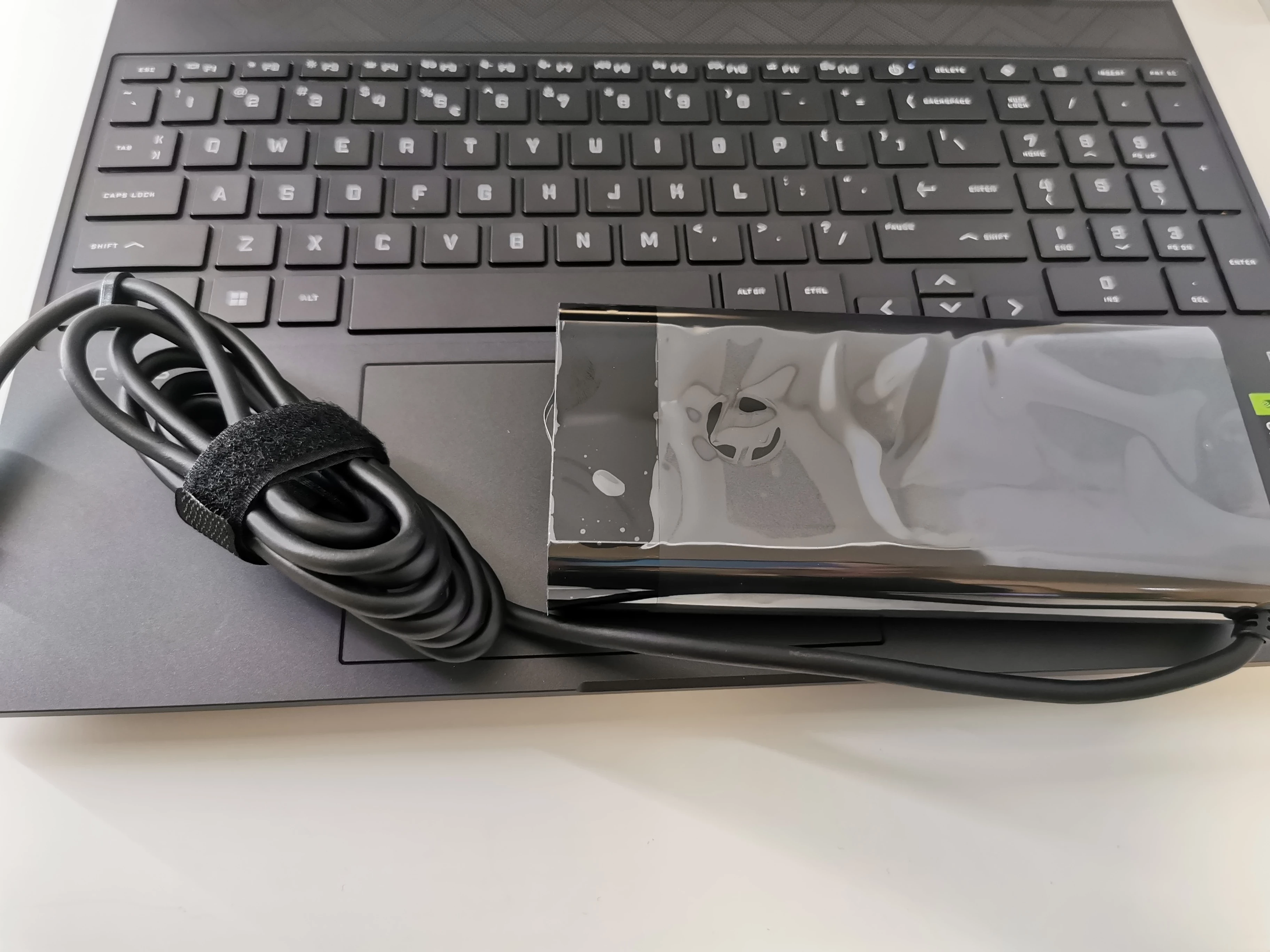 hp-victus-15-fb0400nw-ryzen-5-16gb512gb-rtx3050-gwar-wielkosc-pamieci-ram-16-gb