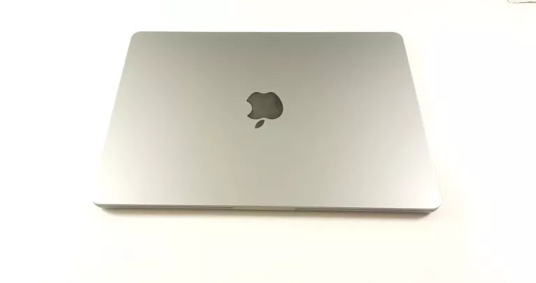 LAPTOP APPLE MACBOOK AIR M2 13,6" 8 G /256 GB A2681