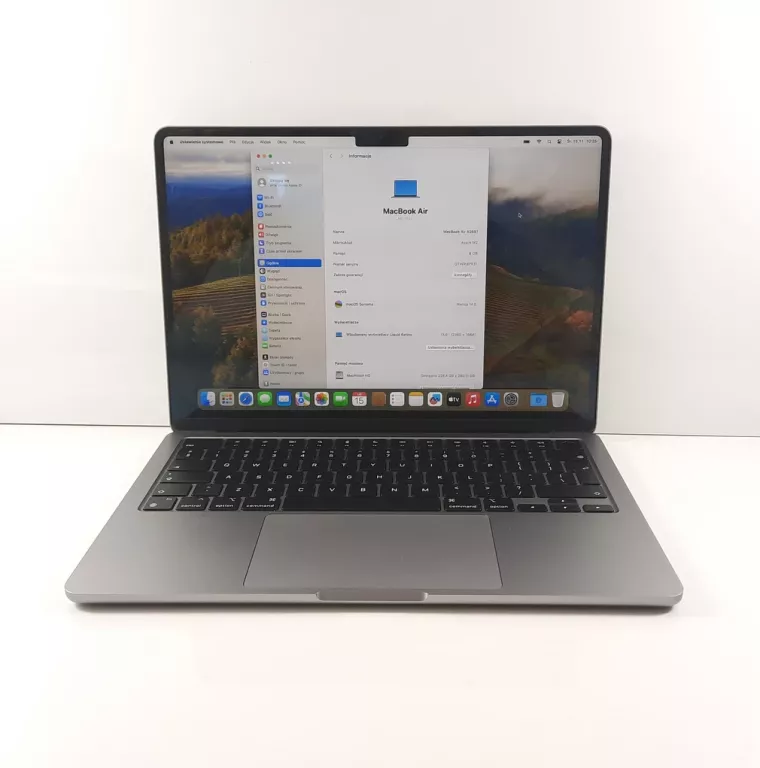 LAPTOP APPLE MACBOOK AIR M2 13,6" 8 G /256 GB A2681