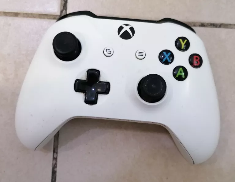 KONSOLA XBOX ONE S 1TB