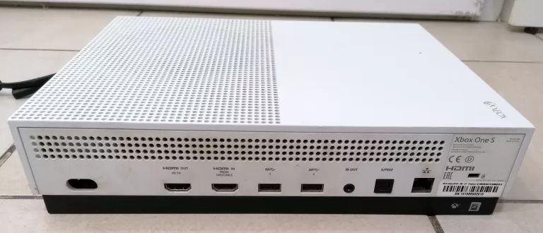 KONSOLA XBOX ONE S 1TB