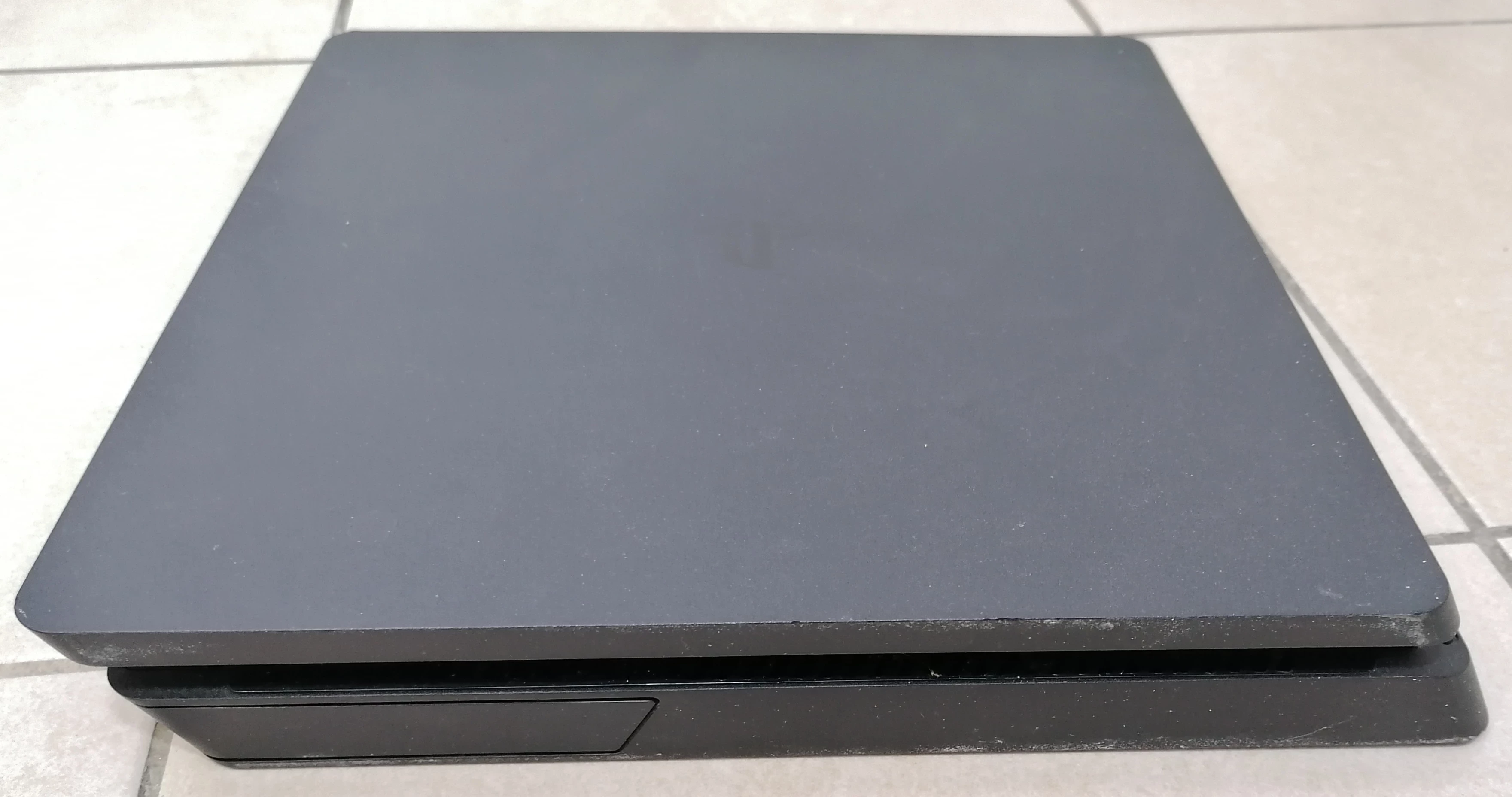 konsola-ps4-1tb-wersja-playstation-4-slim