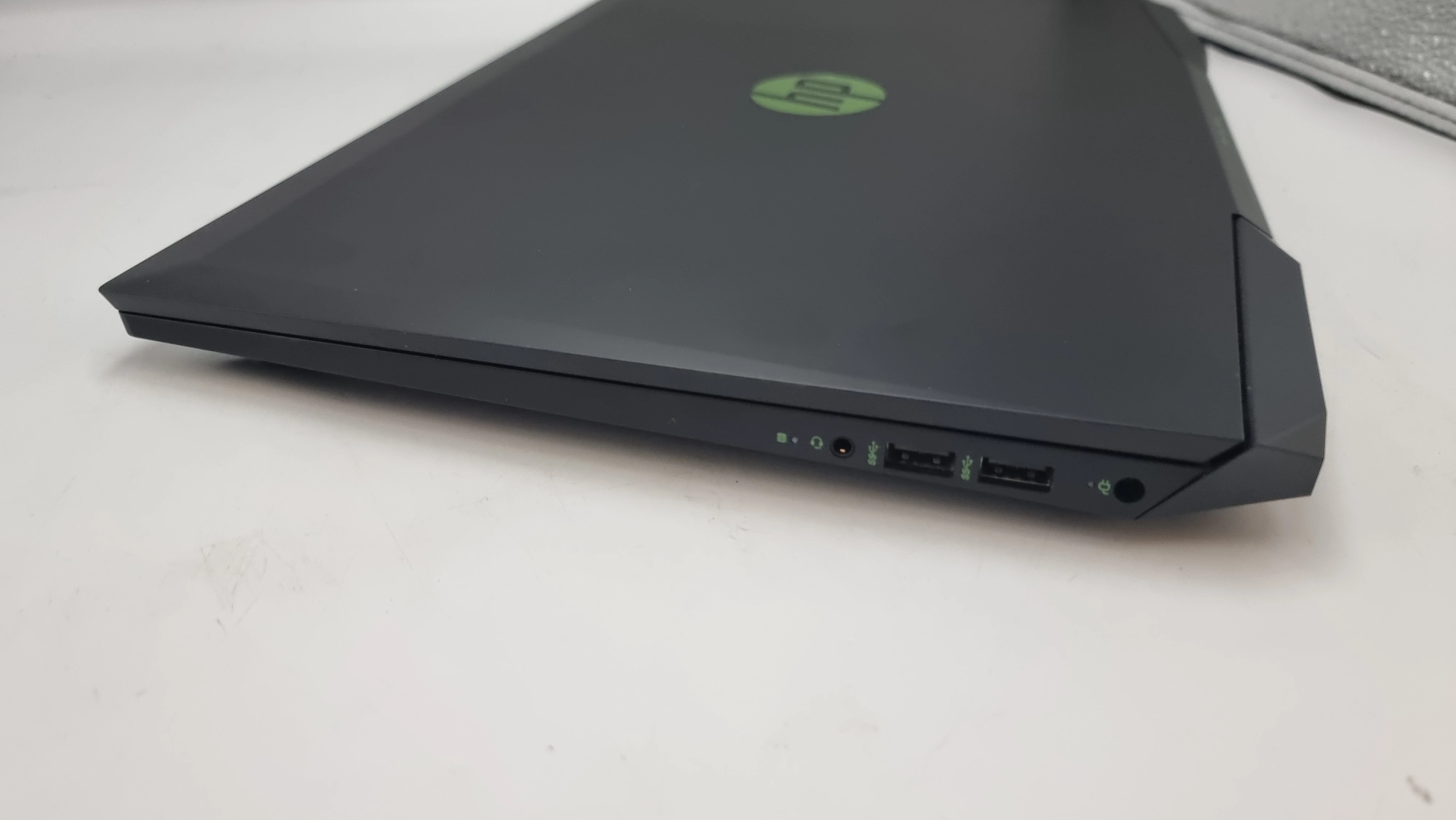 laptop-hp-pavilion-gaming-15-dk2803nw-i5-11300h-8512gb-gtx1650-stan-uzywany