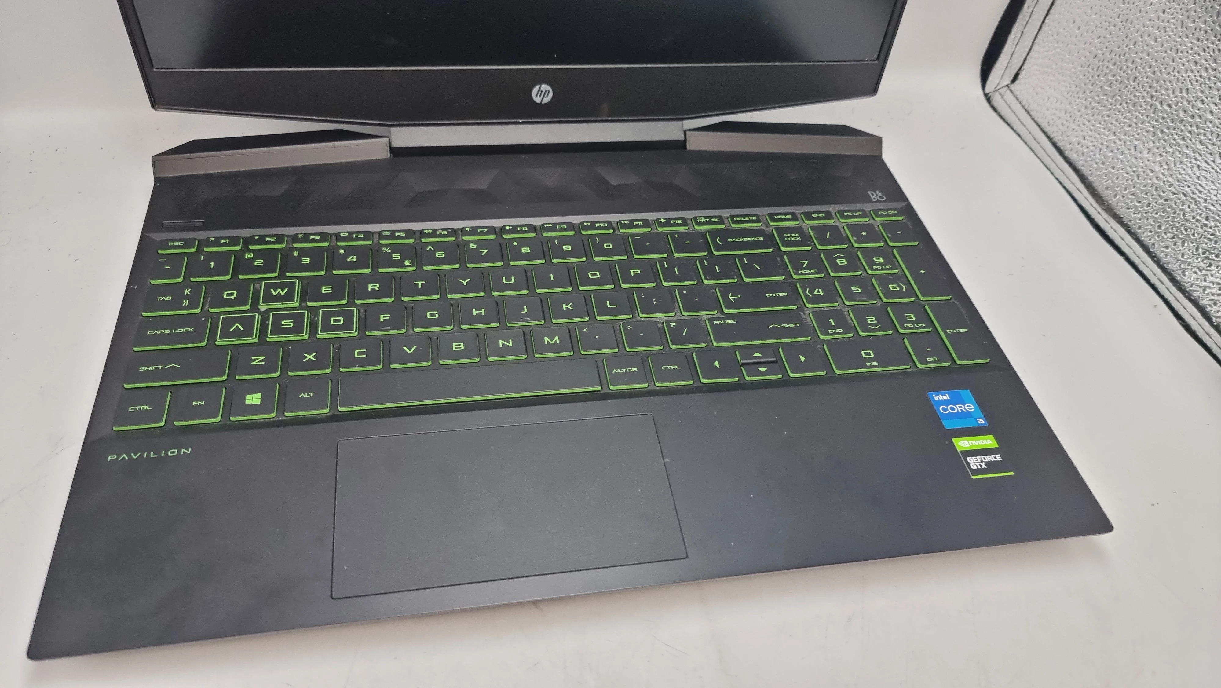 laptop-hp-pavilion-gaming-15-dk2803nw-i5-11300h-8512gb-gtx1650-seria-procesora-intel-core-i5