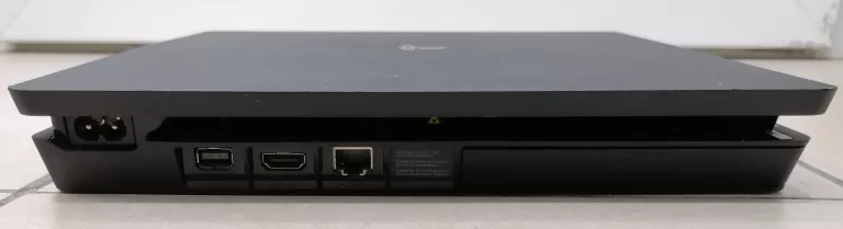 konsola-ps4-1tb-gry-w-zestawie-tak