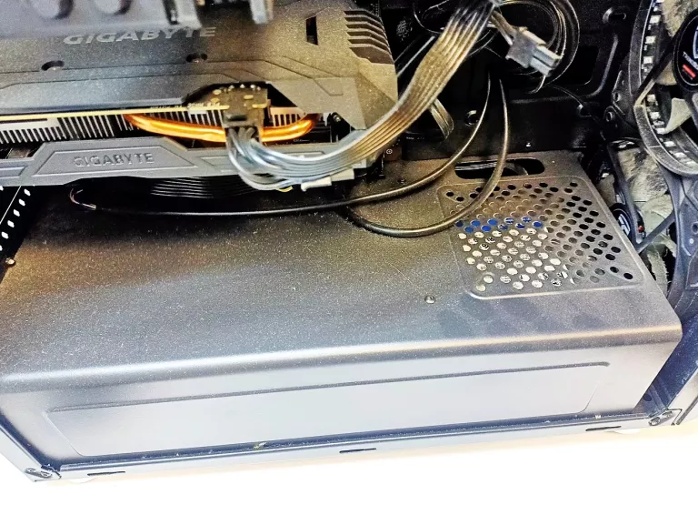 KOMPUTER RYZEN 5 /16GB /GTX1060 /MONITOR 144 HZ