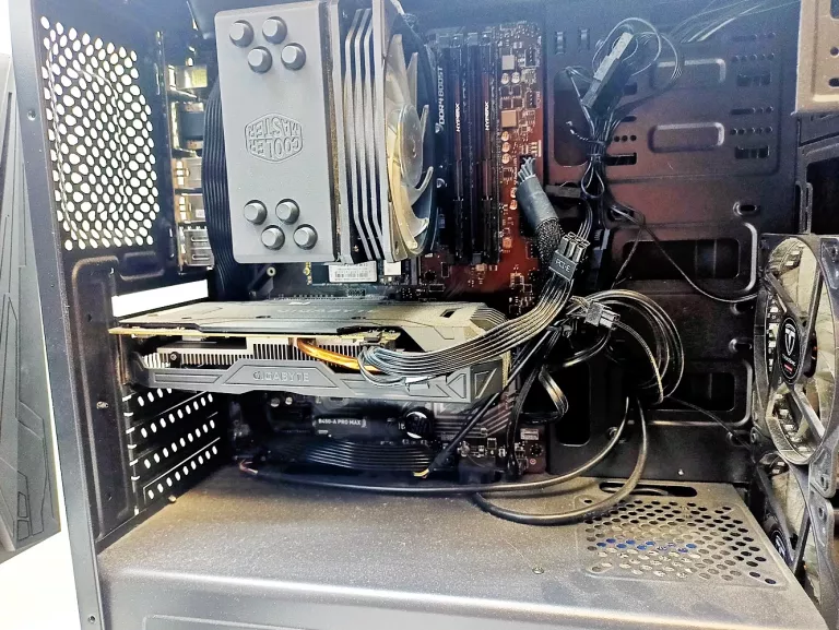 KOMPUTER RYZEN 5 /16GB /GTX1060 /MONITOR 144 HZ