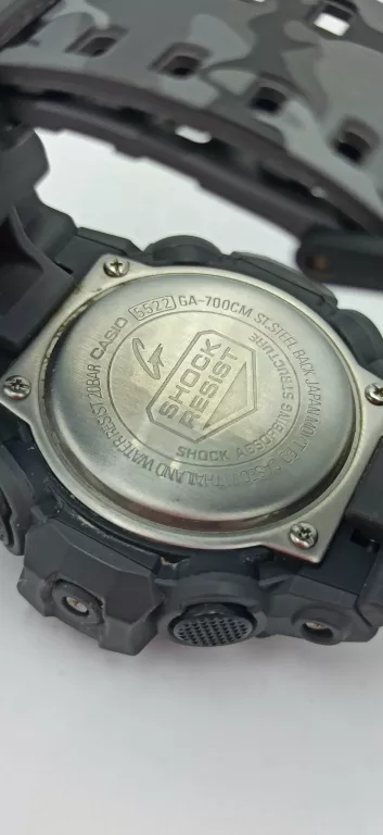 CASIO G-SHOCK GA-700CM-8AER KOMPLET
