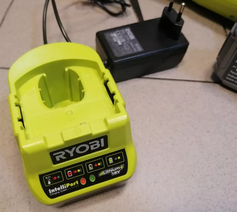 pila-szablasta-ryobi-rrs1801-marka-ryobi